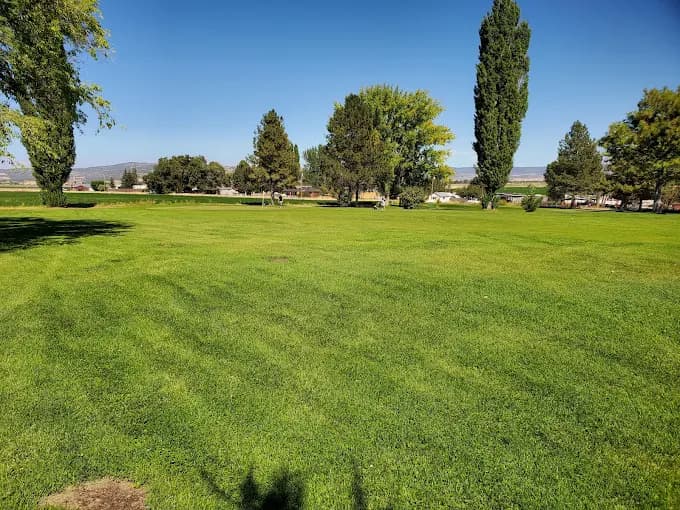 Indian Camp Golf Course — golf course