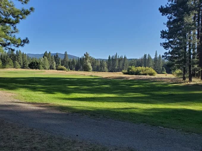 Feather River Park Resort — golf course